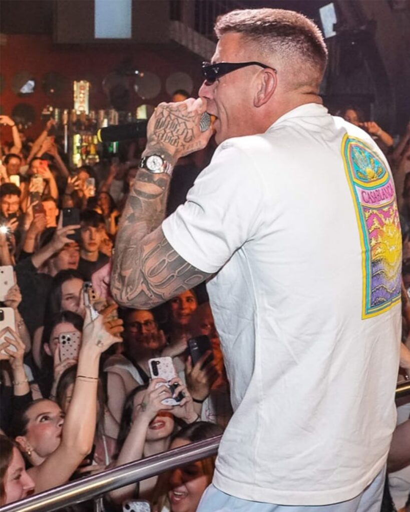 u2